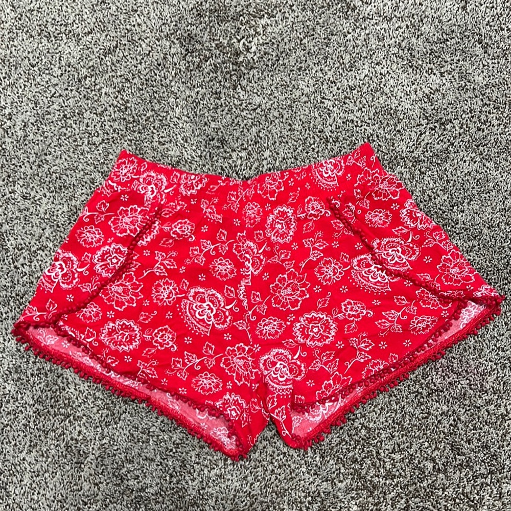 Red and white Graphic print shorts